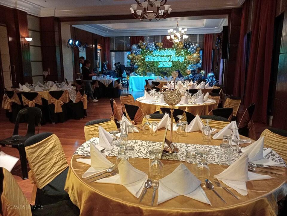 table setup catering